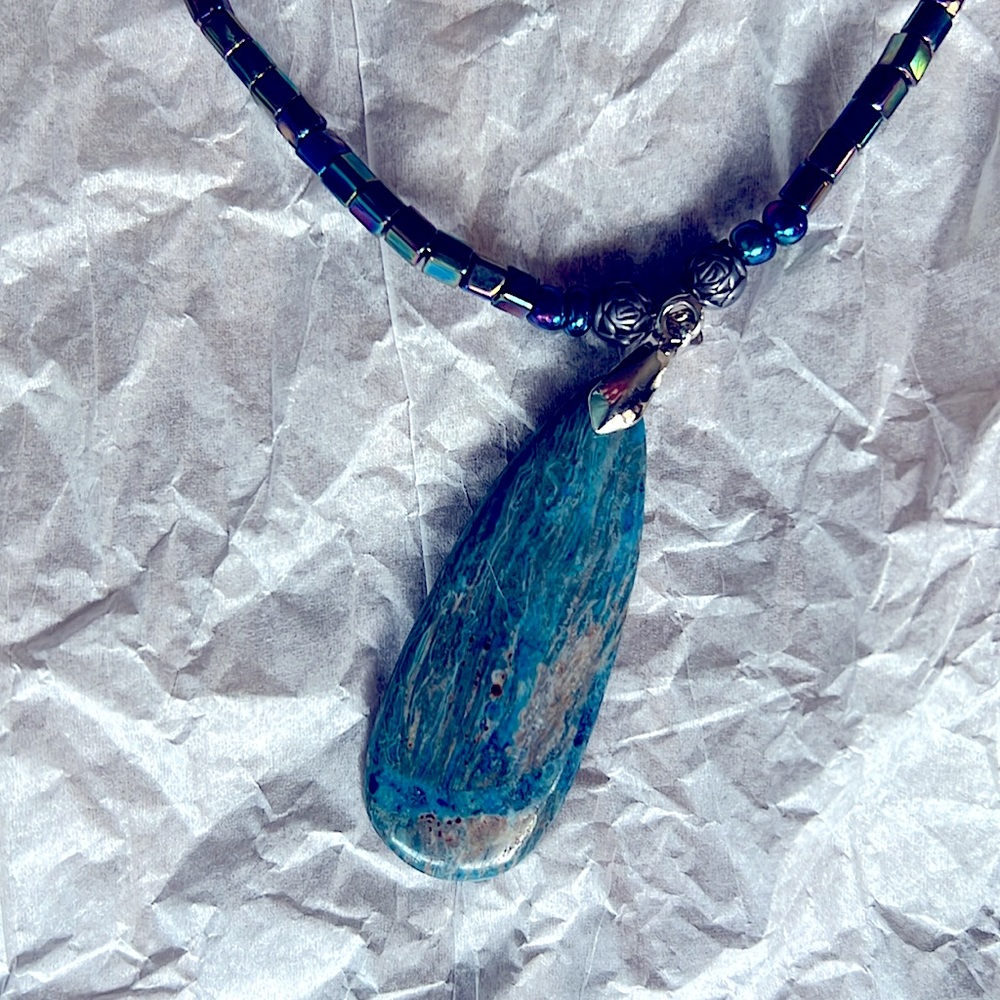 Handmade genuine stone necklace and beaded earrings